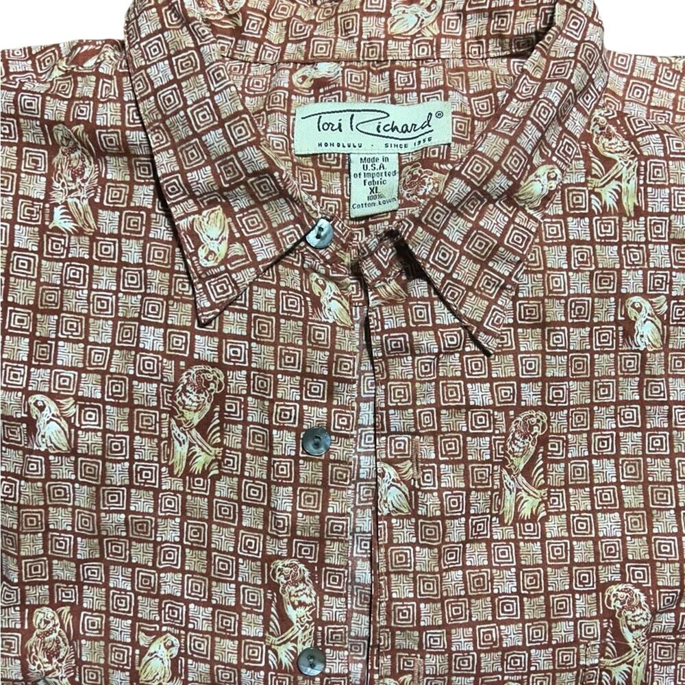 Tori Richard Brown and Tan Geometric short sleeve button down shirt size xl